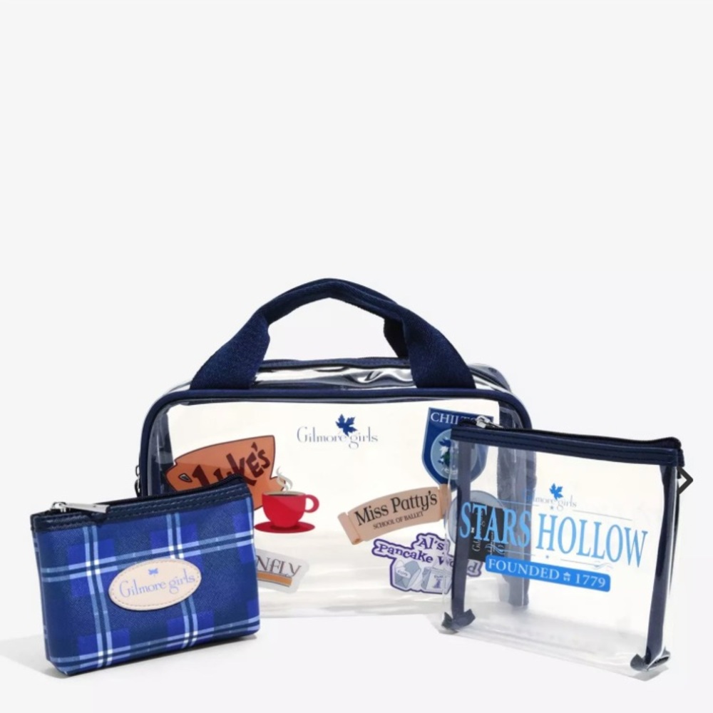 DISO Gilmore Girls Cosmetic Bag Set from
Box Lunch DO NOT BUY